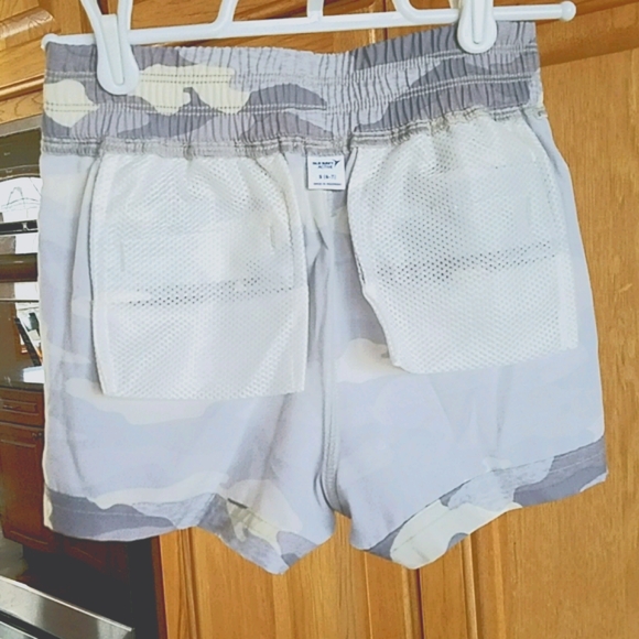 Old Navy Active camouflage quick dry shorts size Medium - Picture 5 of 8